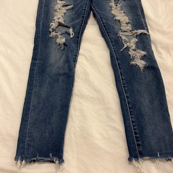 American Eagle Next Level Stretch Distressed Jeans - Size 6 Short - Picture 7 of 10